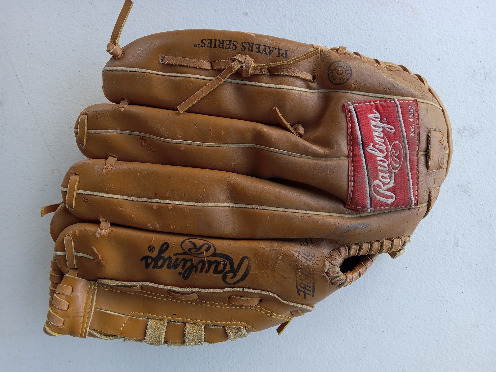 Rawlings④ RGH197A 硬式グローブ 硬式 TRAINING GLOVE（硬式用レザー仕様） [トレーニング用