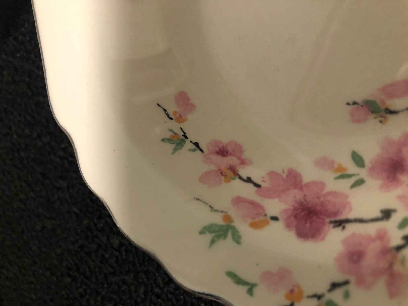 W S George White Lido Peach Blossom Platinum set of 4 dessert bowls pre-owned