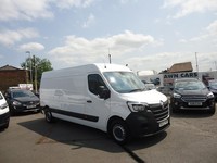 2022 RENAULT MASTER LM35dCi 135 Business Medium Roof Van ONLY 3K MILEAGE