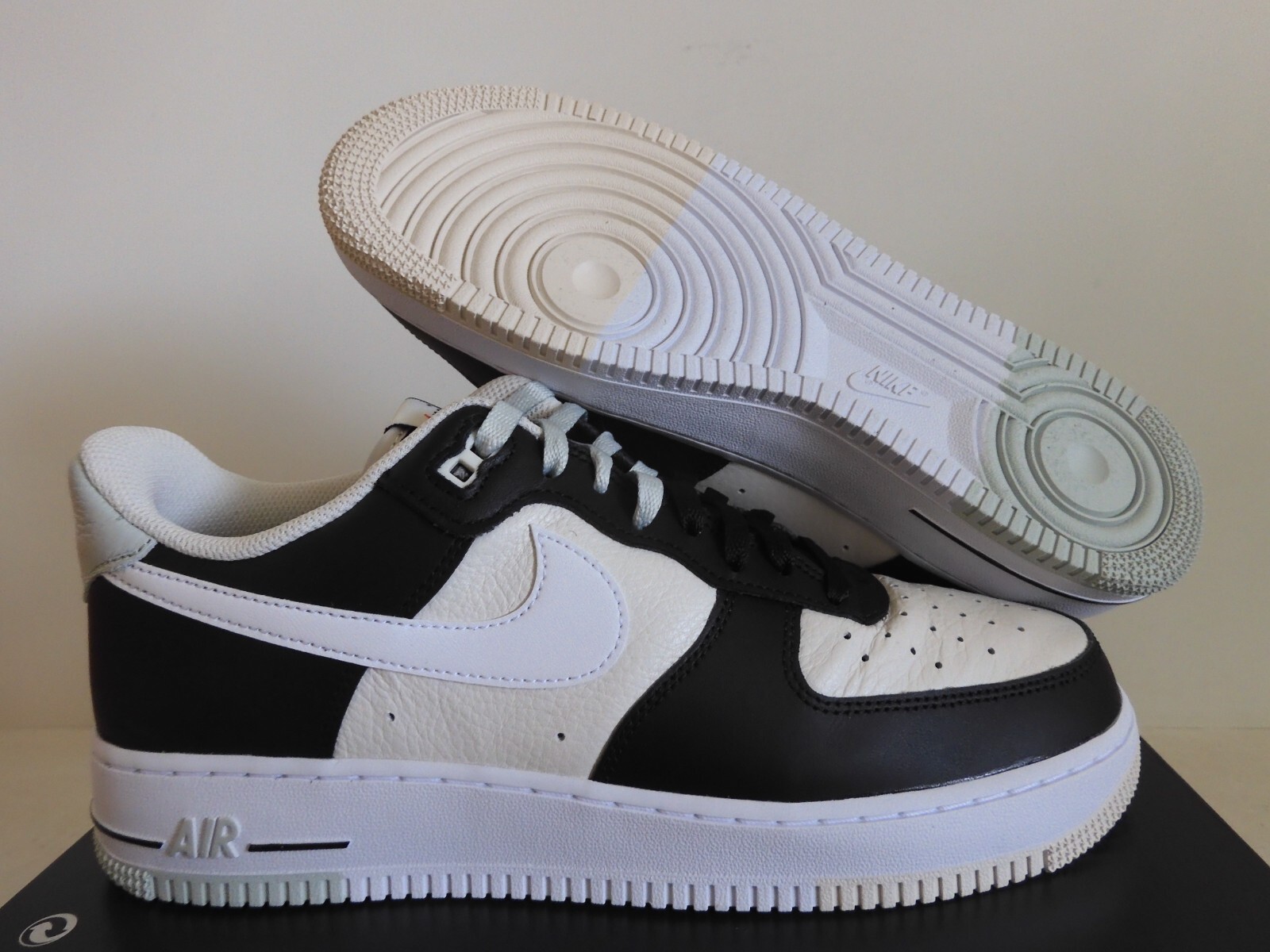 Nike Air Force 1 ブラック レザー　27センチ NIKE AIR FORCE 1 MID Black Leather Sneakers Youth Boys Size