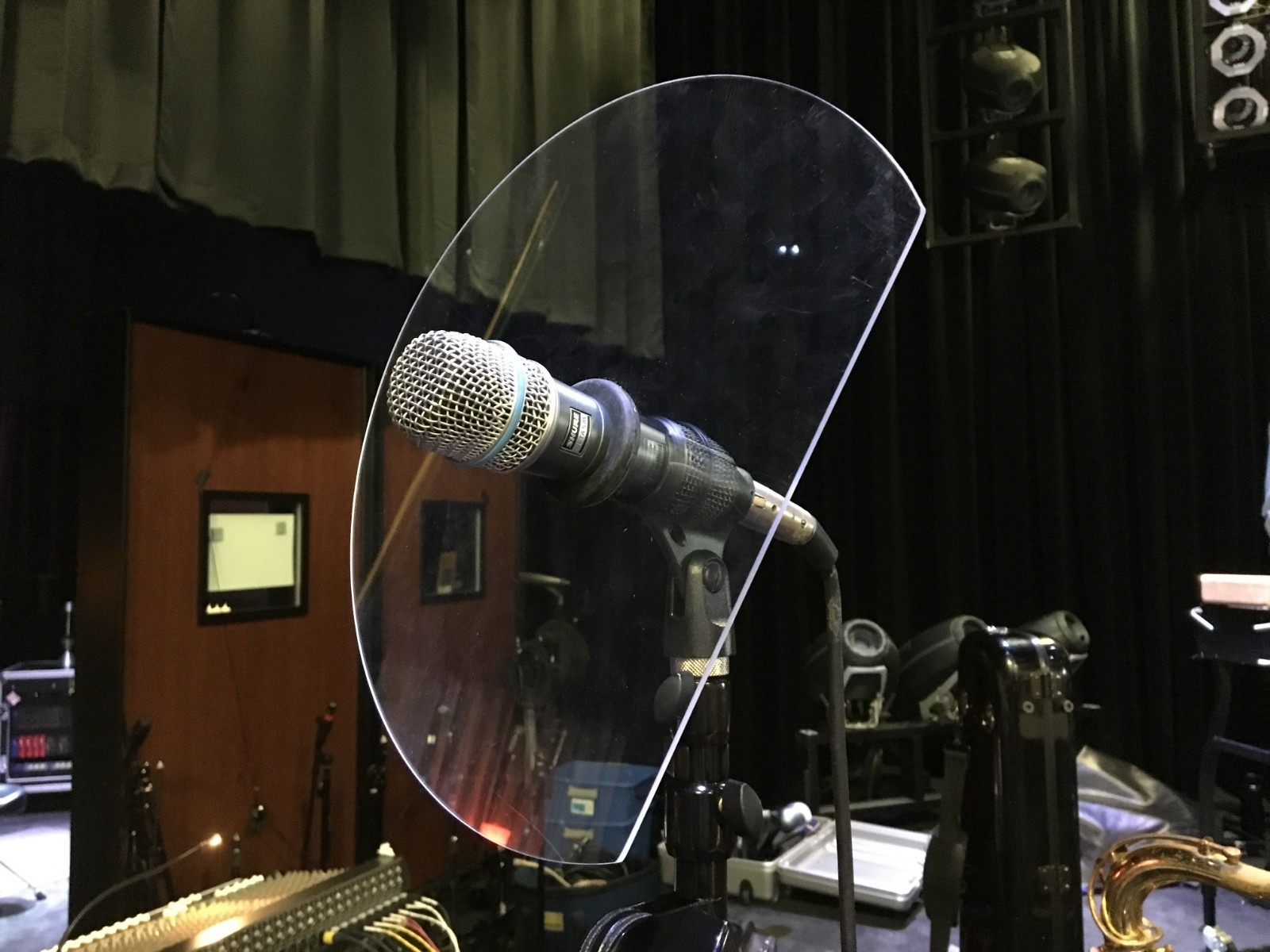 Trombone microphone reflector shield for live sound monitoring fits Shure 57, 58