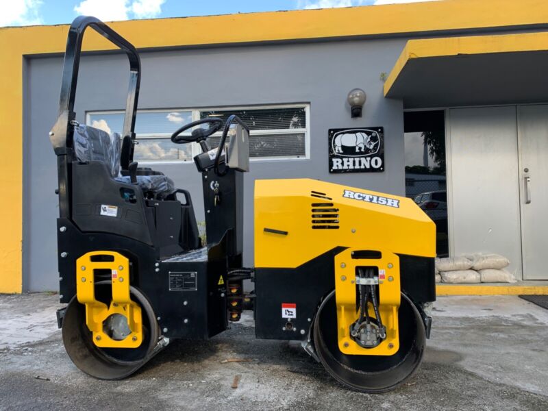 New 2023 RHINO RCT15H Vibratory Roller Compactor ( Powered by Kohler  )