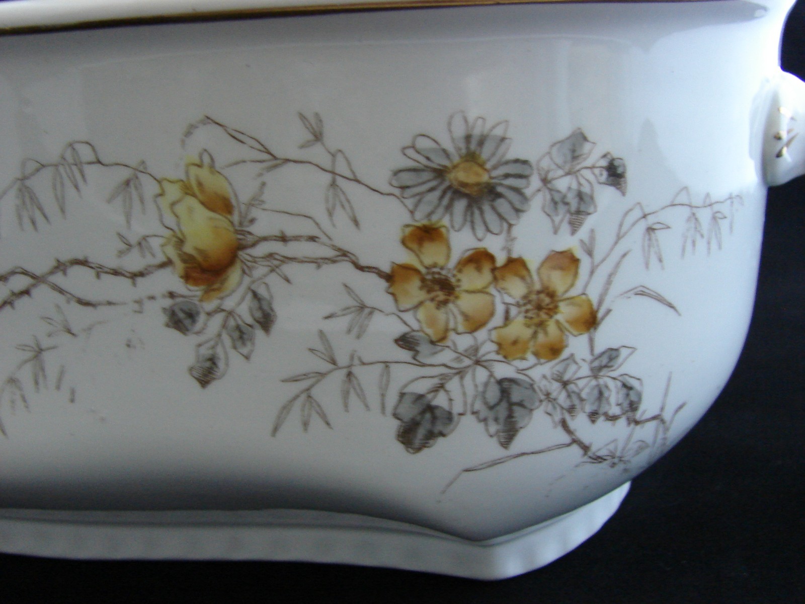 1920s Antique Johnson Bros England Semi Porcelain Lg Serving Bowl Yellow Flowers