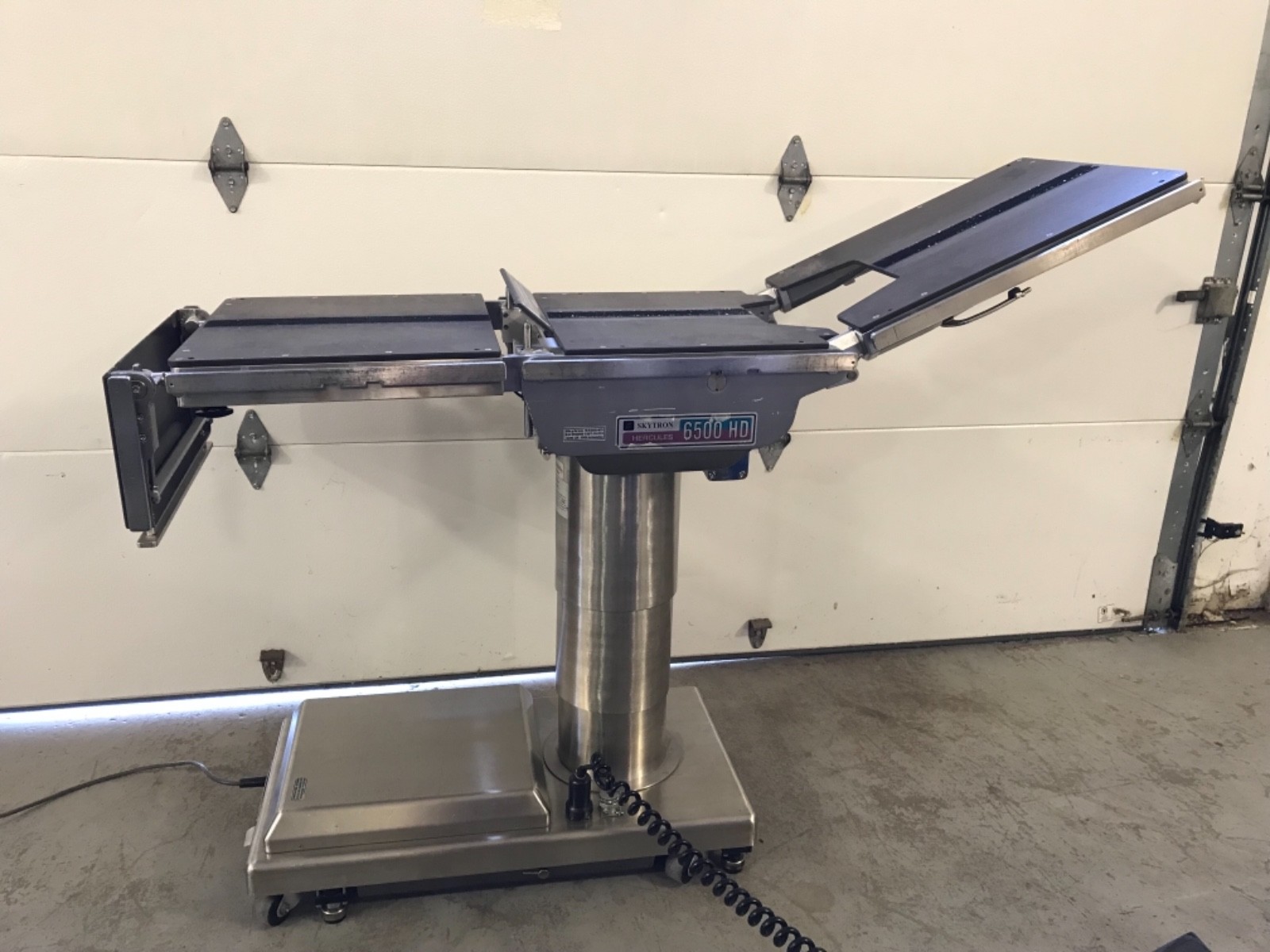 SKYTRON 6500HD HERCULES SURGERY TABLE