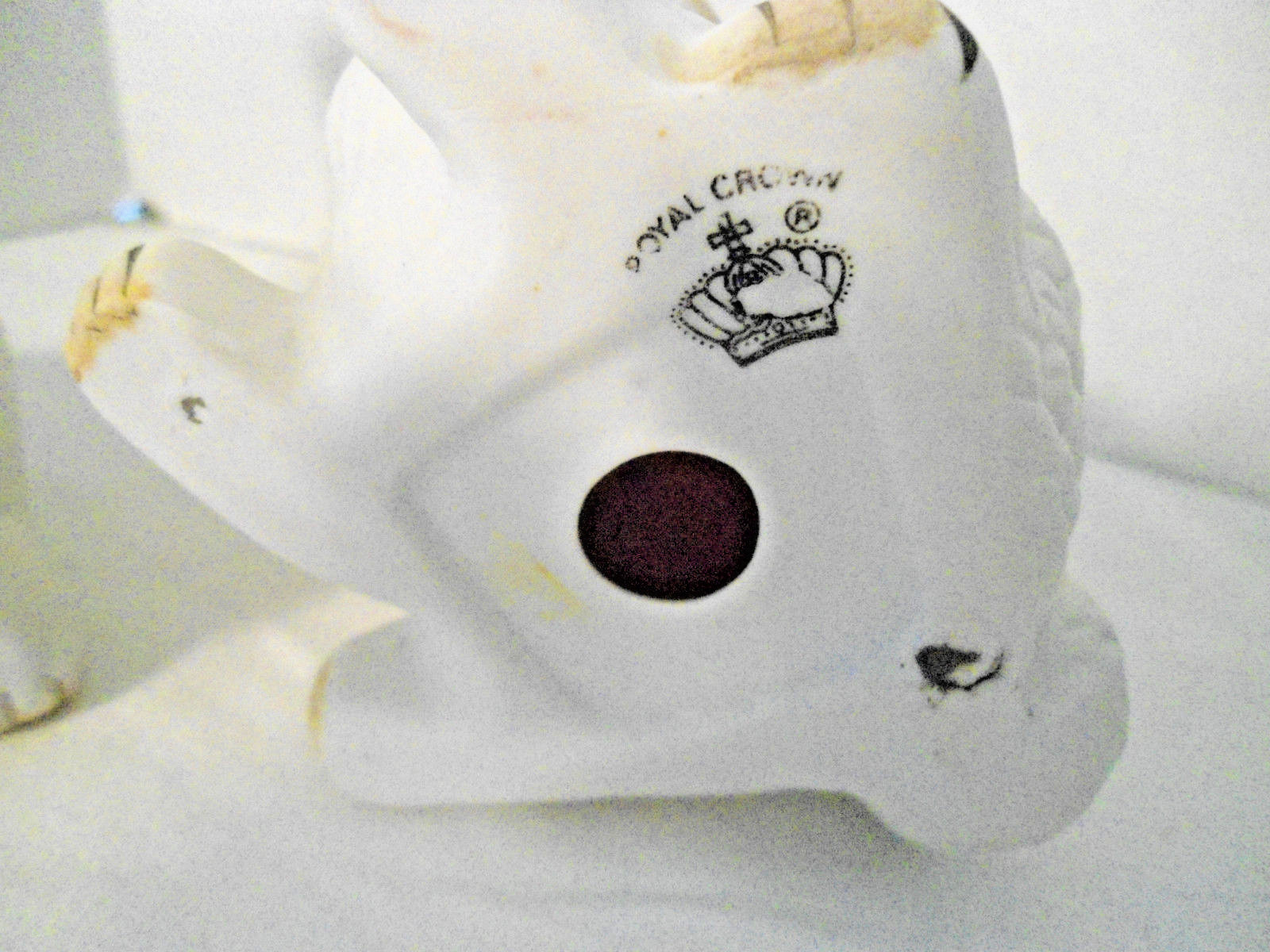 WildLife Collection by Jonathon Byron Two Bunny's w/Gold Trim