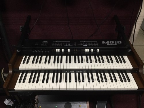 Crumar Mojo Dual Manual Organ + Accessories