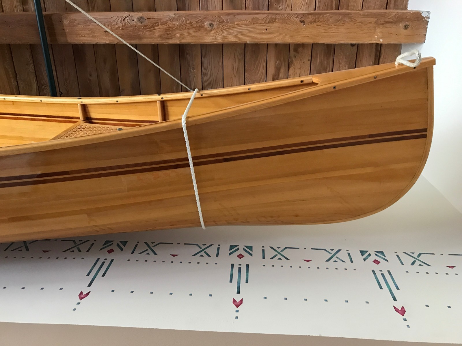 Wood -Cedar strip canoe (Chestnut Prospector) 16'