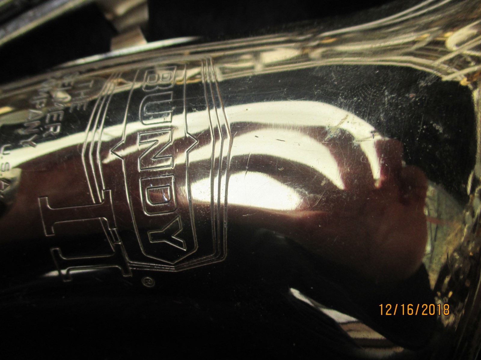 VINTAGE BUNDY SAXOPHONE W/CASE