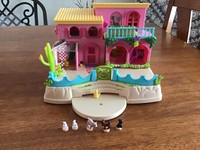 polly pocket petland