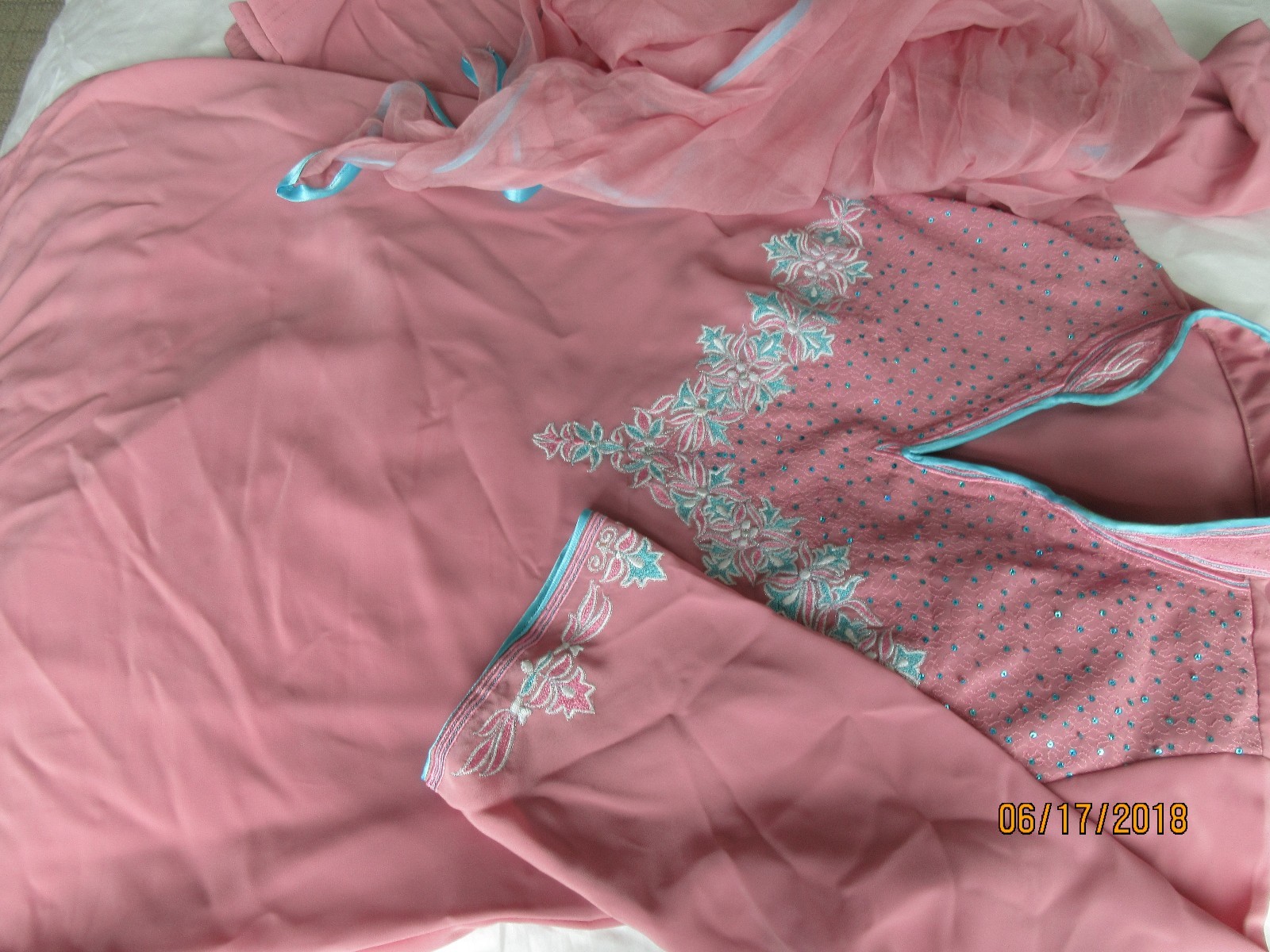 brandnew  xL 3 piece stiche  salman color  with turquize emb  kameez dup salwar