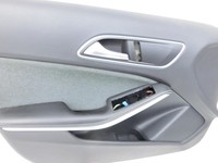 Mercedes W176 A180 15-18 5T Türverkleidung Türpappe Links Vorne weiße Naht Mercedes W176 A180 15-18 19.10.2016 gebraucht Vorschau 4