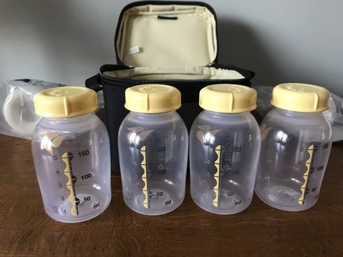 Medela Cooler With 5 Oz Bottles + 2 Sealed MAM 4.5 Oz Babby Bottles