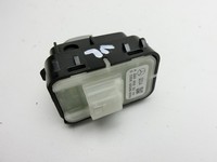 Mercedes X253 15-19 Schalter Taster für Heckklappe Mercedes X253 15-19 14.09.2015 A2229052303 2229052303 151859051... Vorschau 2