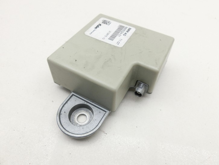 BMW E87 118d 07-11 LCI Antennenverstärker Weiche Antenne BMW E87 118d 07-11 LCI 21.11.2007 6935024 6935024-01 gebraucht Vorschau 3