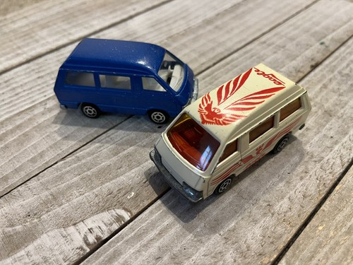 64/1Majorette ハイエース Majorette Toyota Hiace Blistein no.40 Dark Blue 1:69 3