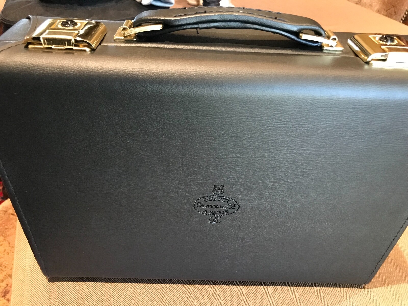 Buffet R-13 Bb Clarinet in Grenadilla Wood with Silver Keys Pro Owned Like New