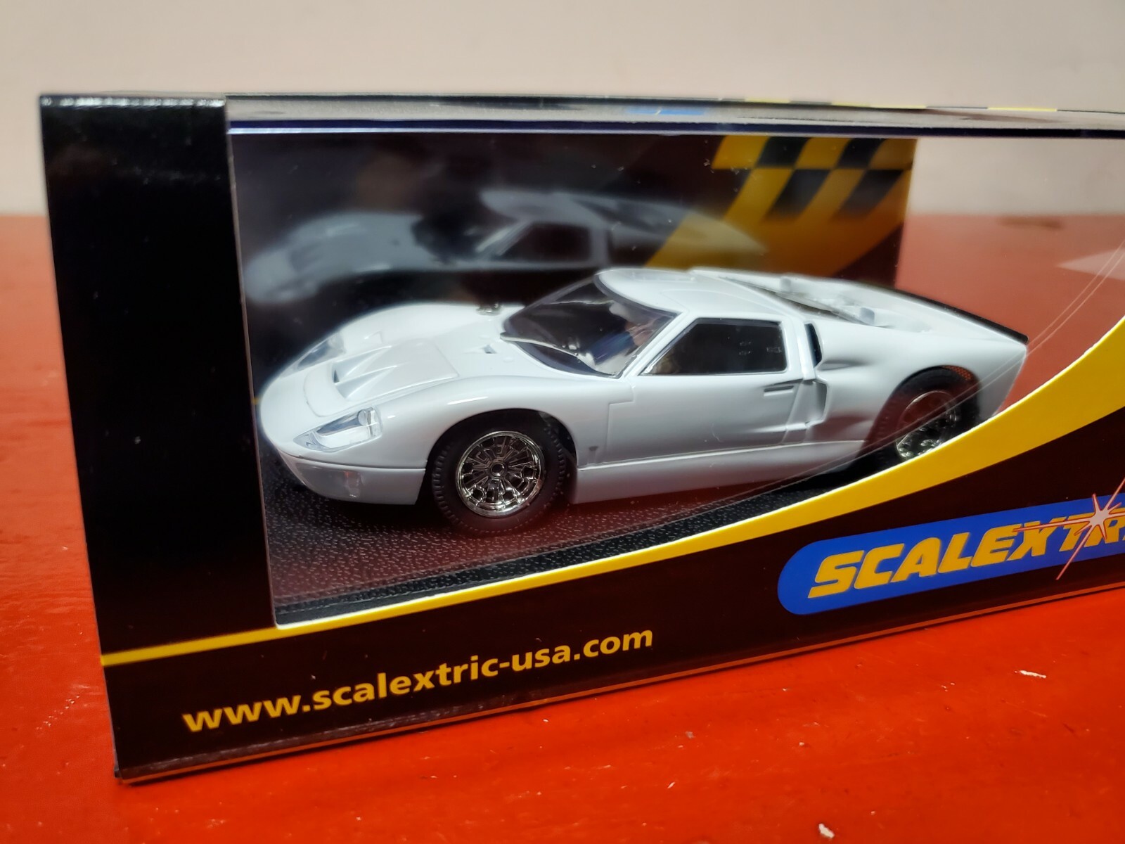 スロットカー　FORD GT40 1/24 Amazon | Carrera 23958 フォード GT40 MKII No.6 1:24スケール