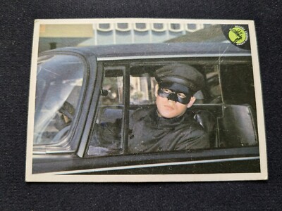 1966 Donruss Green Hornet Card # 21 ''I saw them running into the house'' (VG/EX)