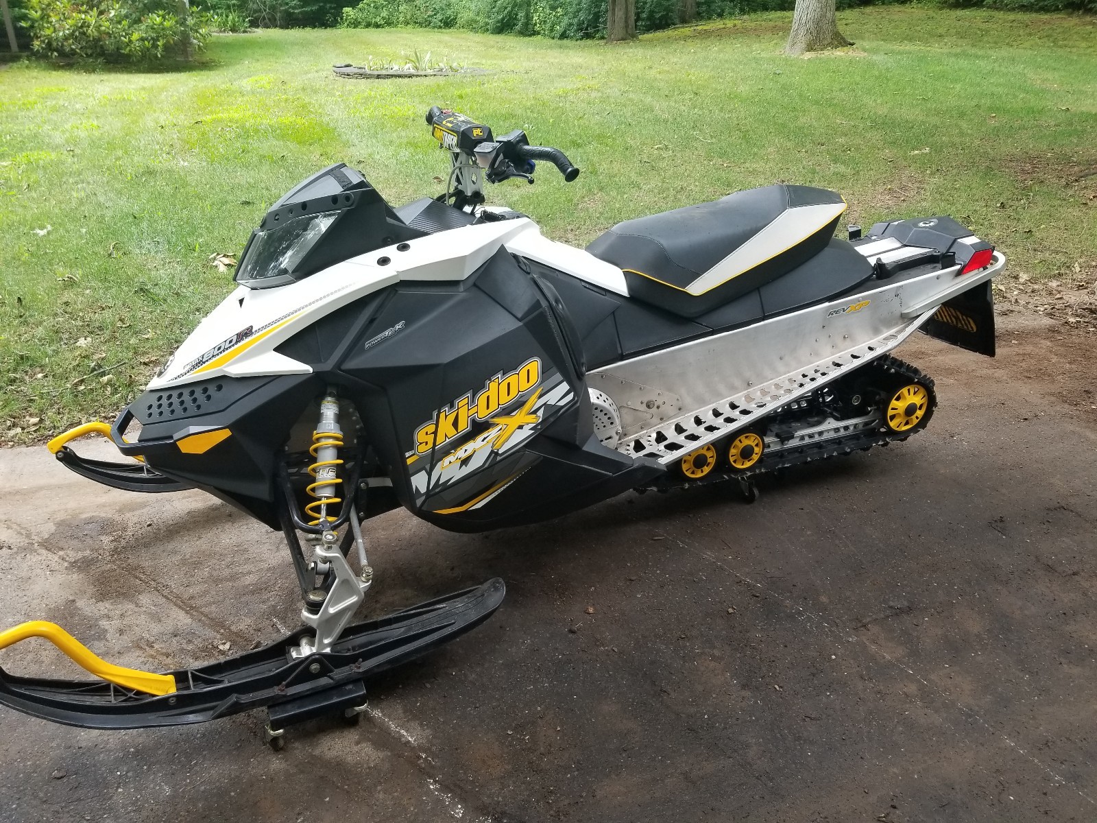 2009 Ski-Doo MXZX 800R PTEK