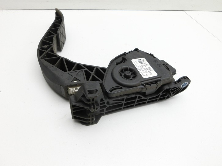 Audi A6 4G 11-14 TDI 2,0 130KW Gaswertgeber Gaspedal Audi A6 4G 11-14 02.07.2013 8K1723523A 6PV009505-21 gebraucht Vorschau 3