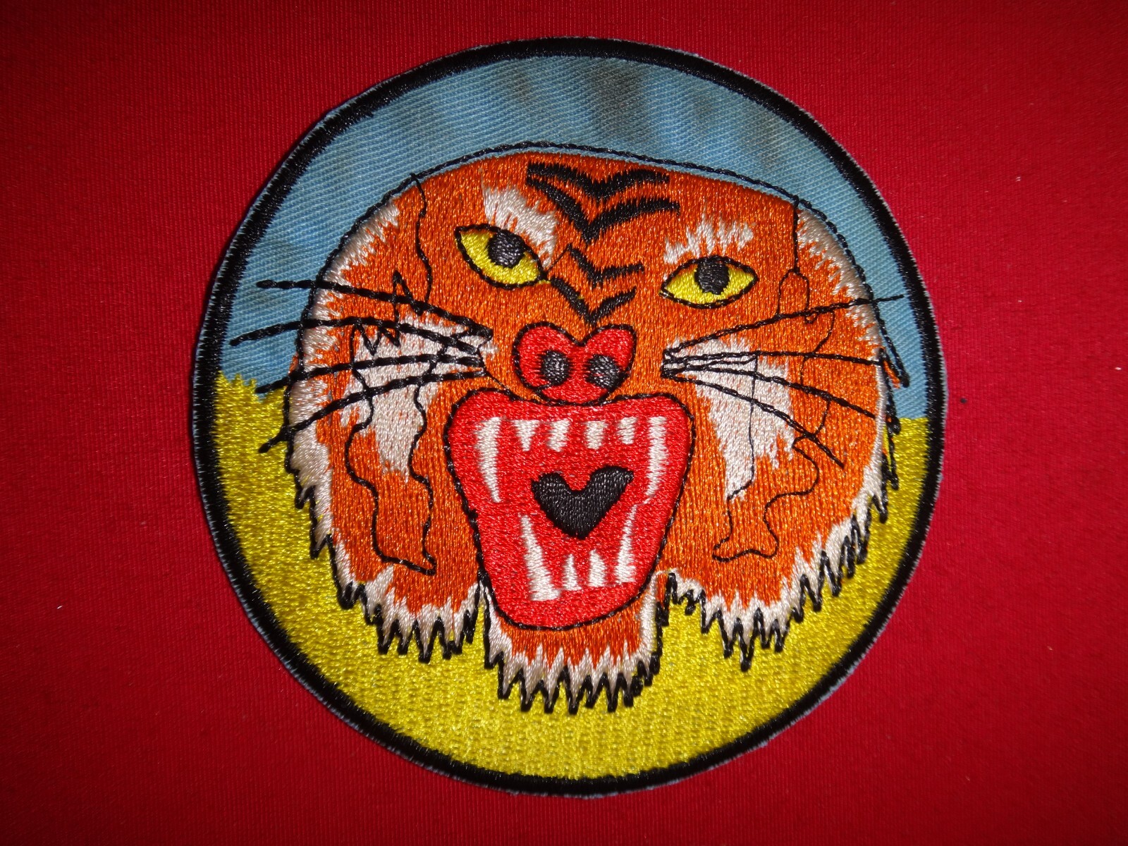 J79 TIGER BY THE TAIL パッチ J79 TIGER BY THE TAIL パッチ Vintage USAF Patch - J79 - 1000