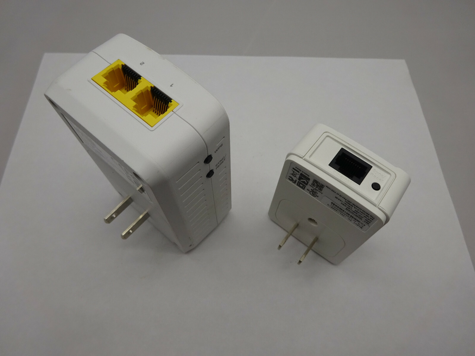 Trendnet TPL-410AP AND TPL-406E powerline network WiFi