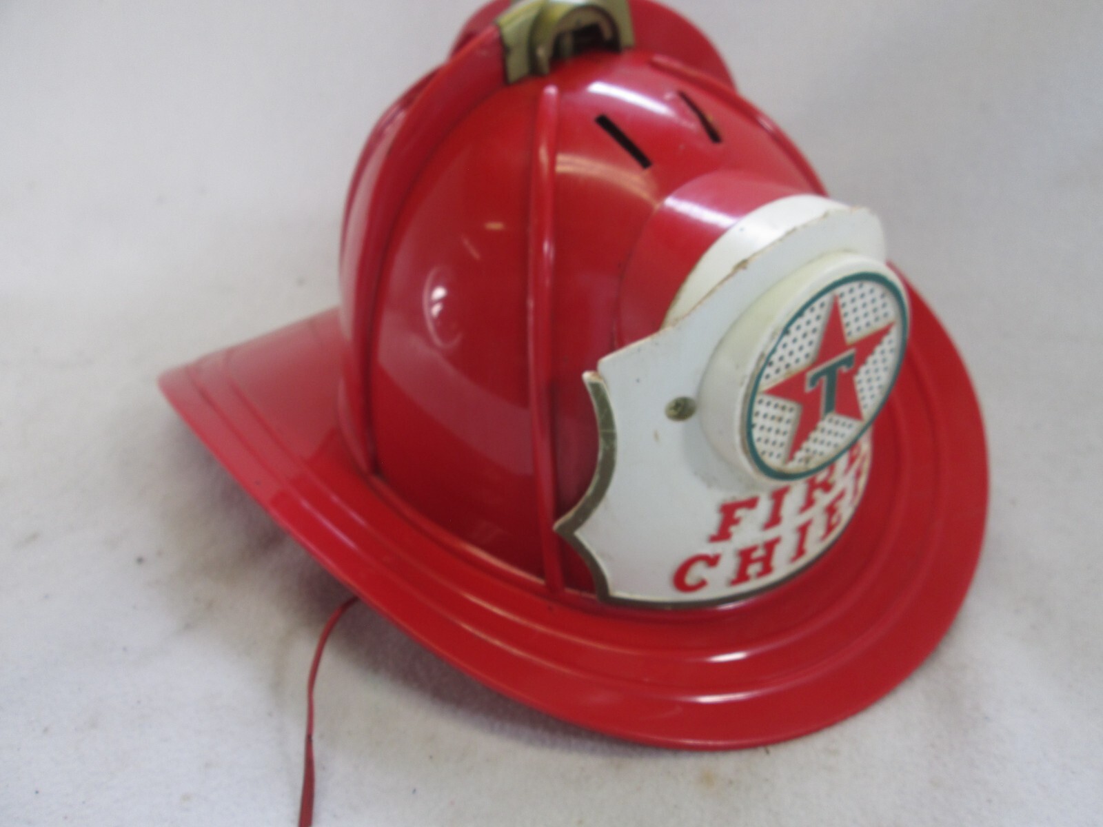 Vintage 1960'S Texaco Gasoline red Fire Chief helmet hat