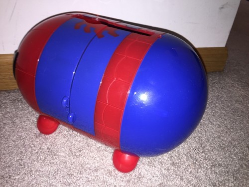 Marvel Tsum Tsum Spiderman Stack 'N Display Set Carry Case