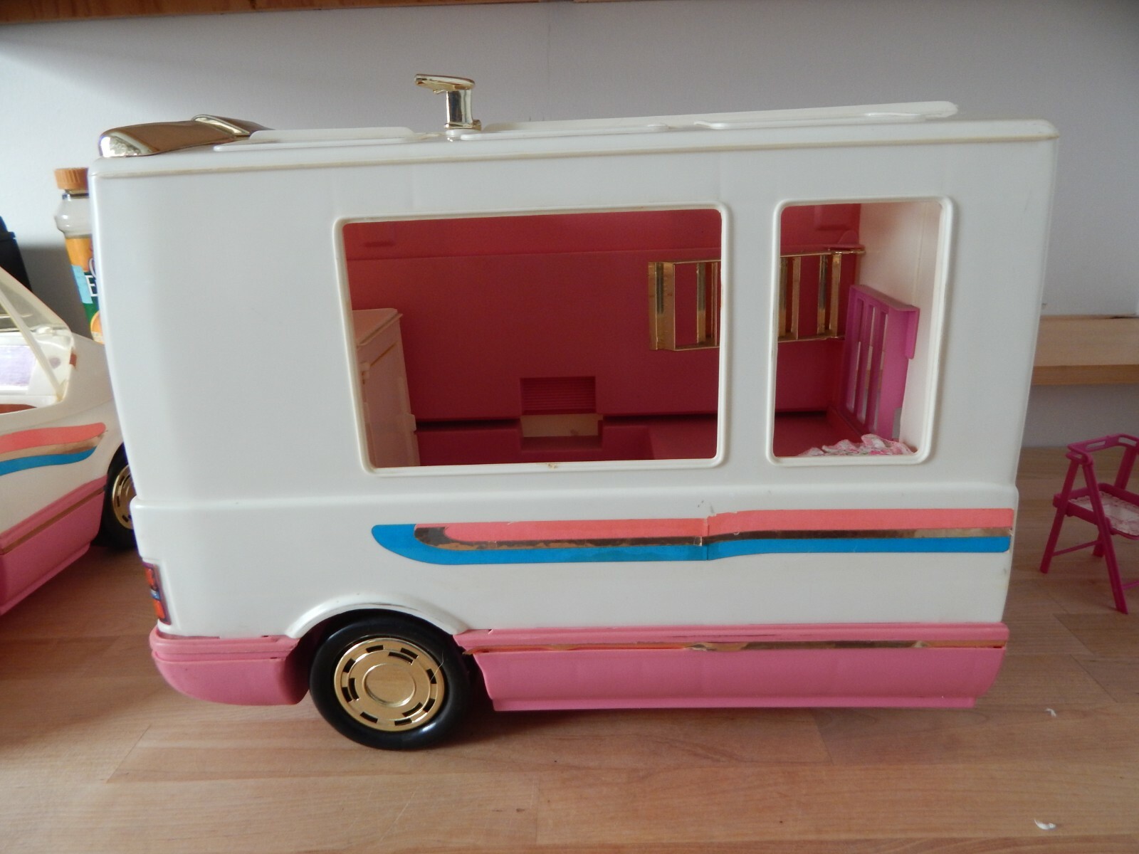 BARBIE MATTEL 1988 Barbie Golden Dream Motorhome