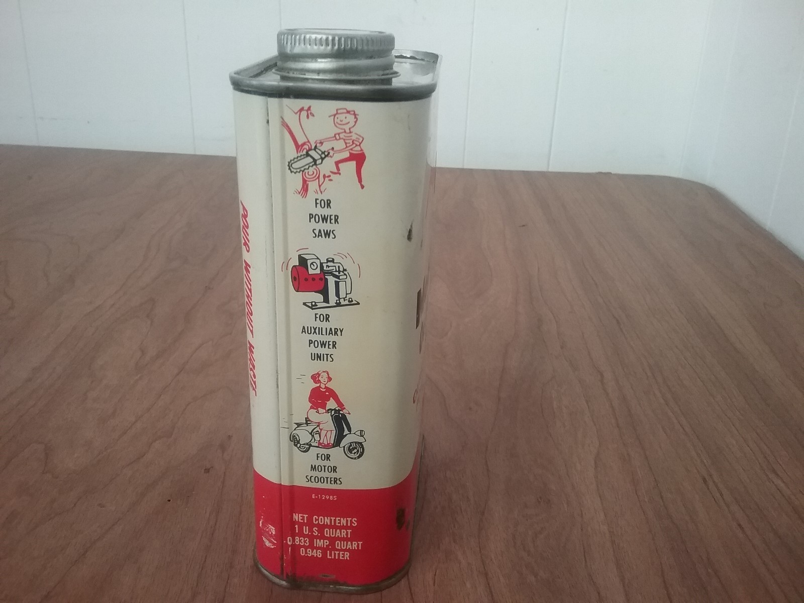 Vintage Mobiloil Outboard SAE 30 Mobil 1 qt quart oil can Full Advertising tin