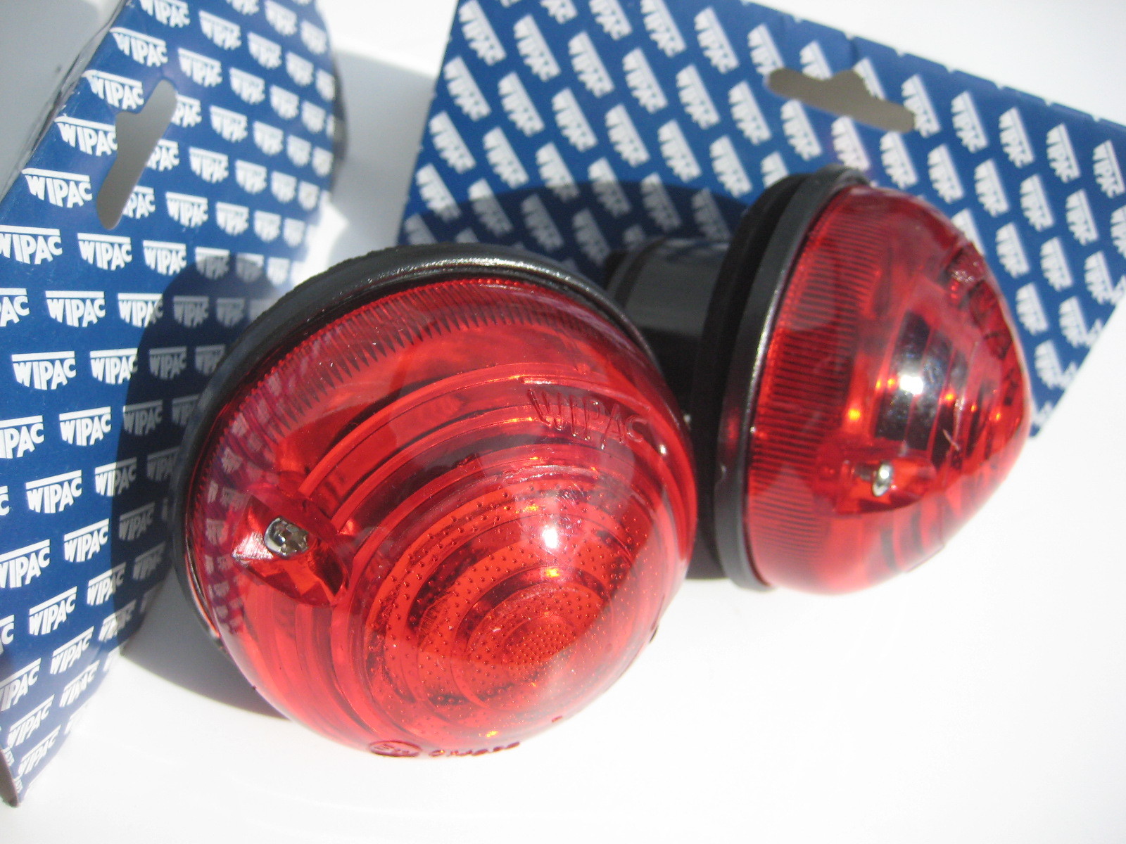 Land Rover Defender TD5, 300TDI, Rear Stop & Tail Light Set, AMR6516