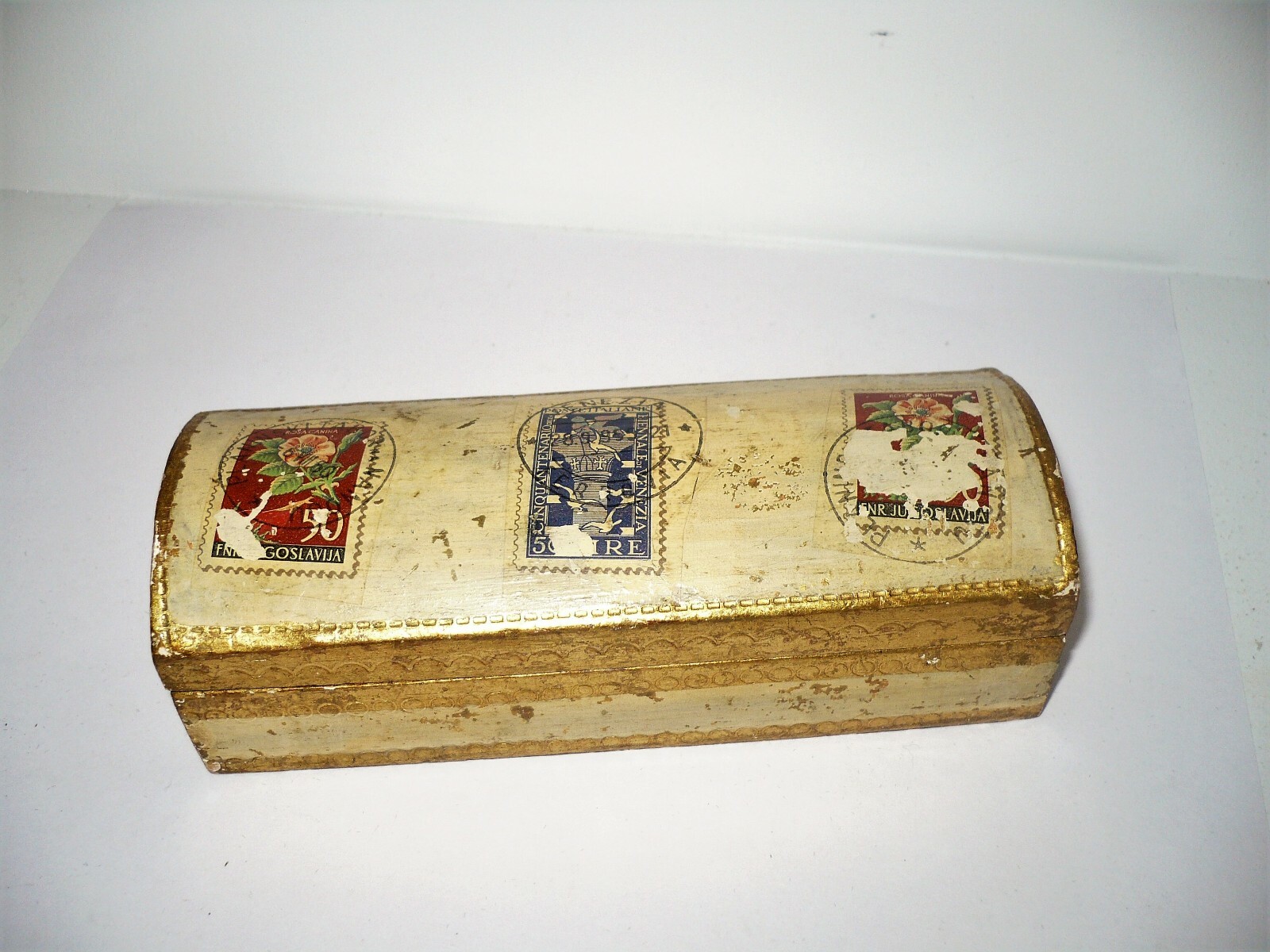 Vintage Italian Florentine Gold Gilt Wood Toleware Domed Stamp Box Shabby Chic
