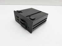 Mazda 3 BM 13-17 USB AUX Buchse Anschluss Mazda 3 BM 13-17 19.11.2013 BHP1-669U0 904532410346 gebraucht Vorschau 2