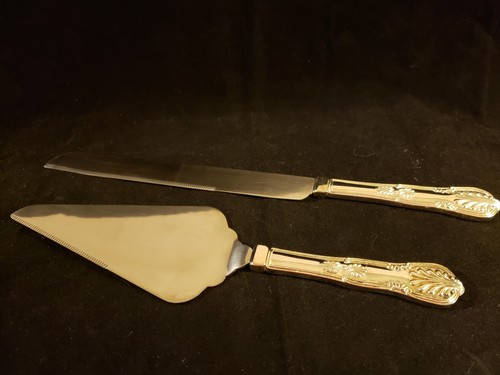 Sheridan Silverplated Cake and Knife Set NIB