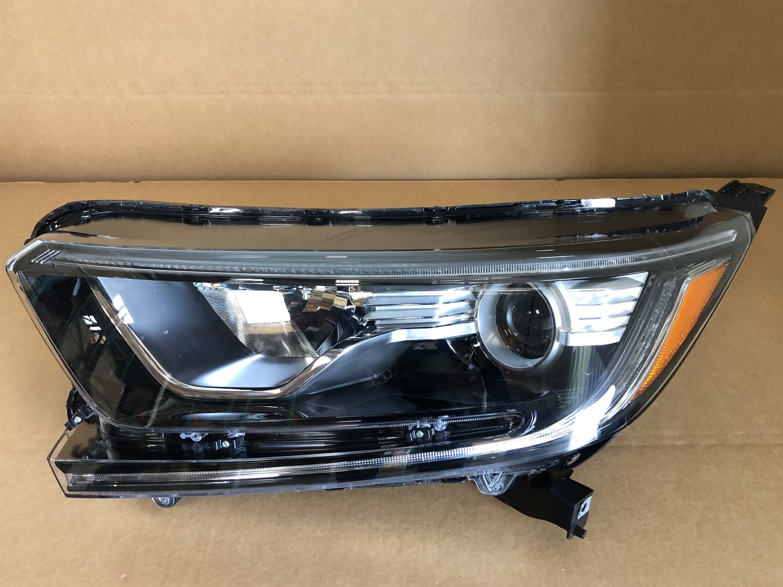 Headlight Replacement for 2017 2022 Honda CRV LX EX EXL Halogen Left Right Pair - Picture 3 of 11