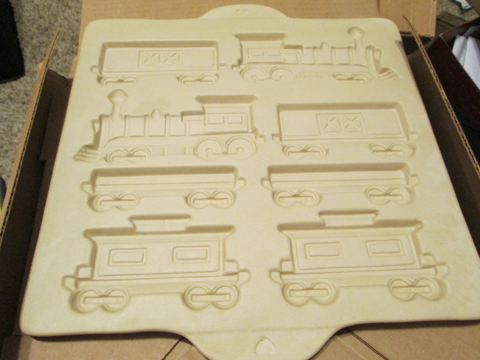 Pampered Chef Gingerbread Molds Kit House Home town Train 1800 1806 Lot of 2 Set