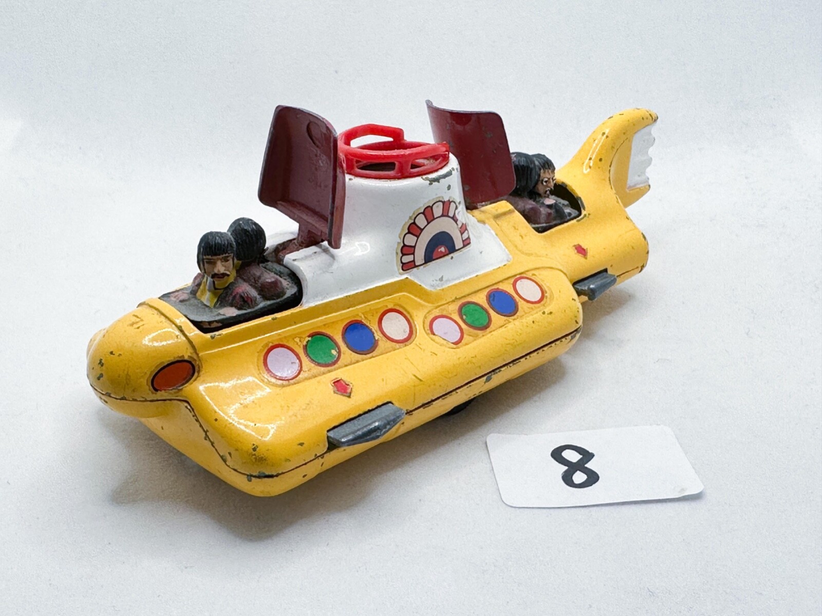 CORGI TOYS 803 THE BEATLES PSYCHEDELIC POP YELLOW SUBMARINE CORGI TOYS 803 THE BEATLES PSYCHEDELIC POP YELLOW SUBMARINE