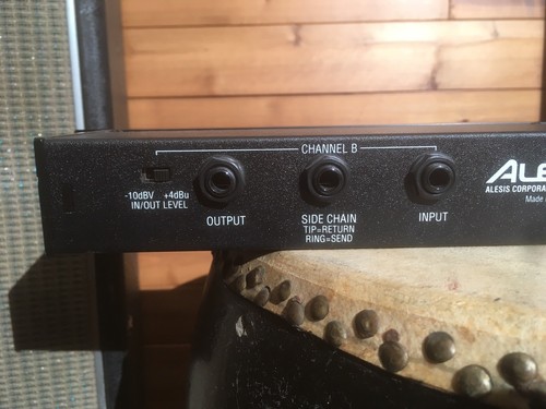 Alesis RMS/Peak Dual Channel Compressor Limiter With Gate Power Cord Included!