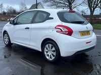 2015 Peugeot 208 1.0 VTi Access 3dr HATCHBACK Petrol Manual