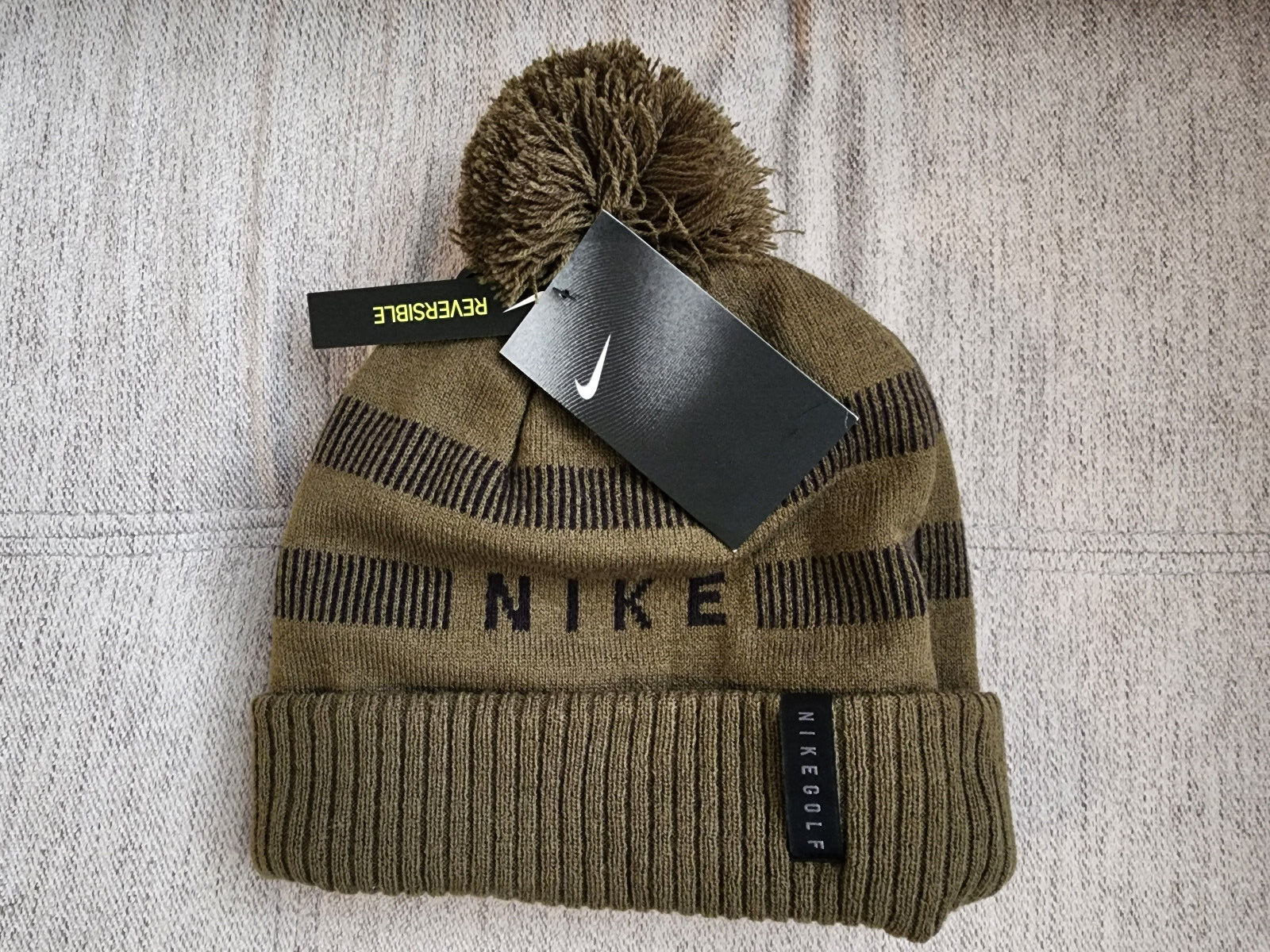nike bobble hat golf