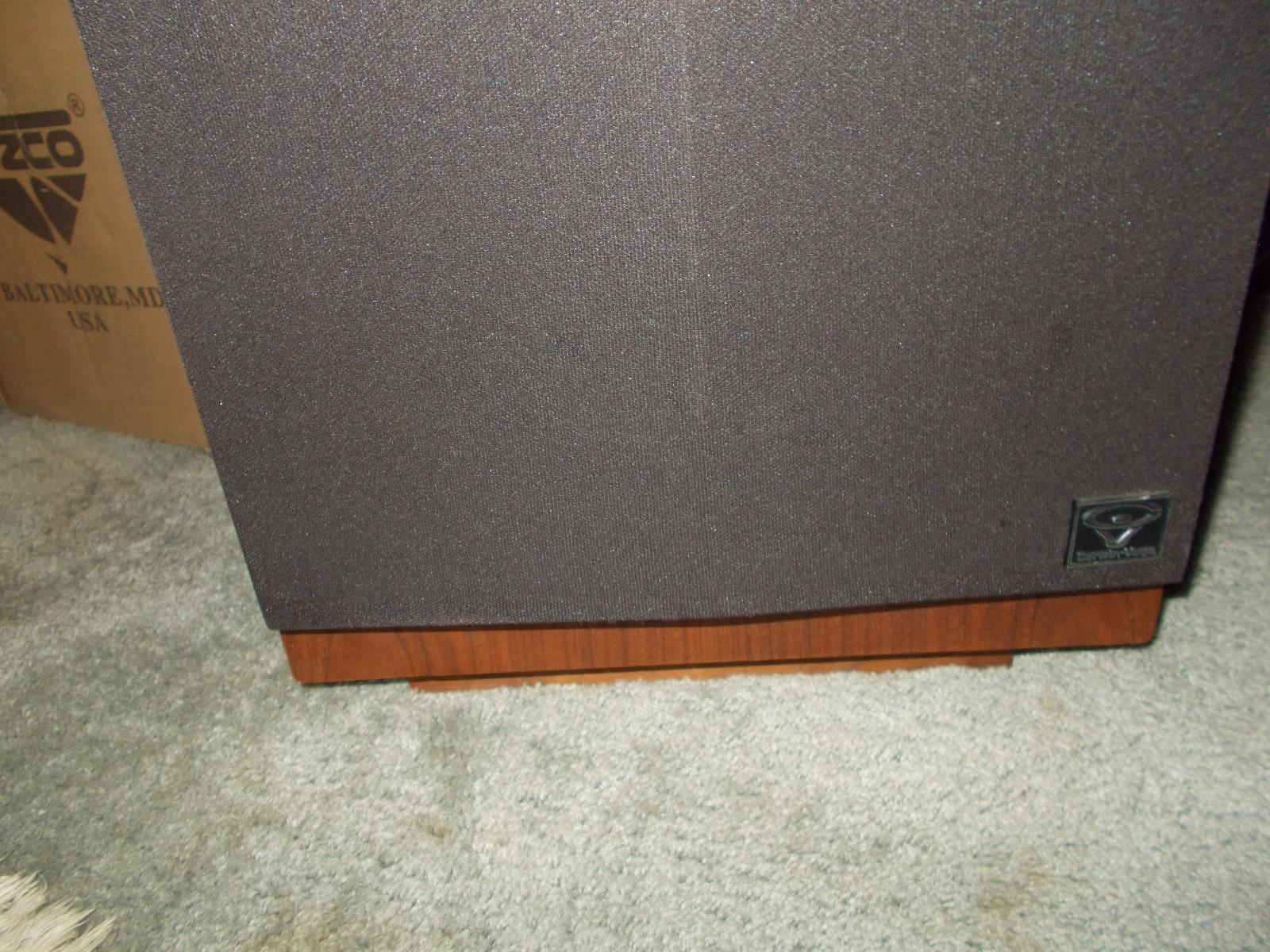 1981 CERWIN VEGA 313 Home Speakers 3 Way 100 Watt 12