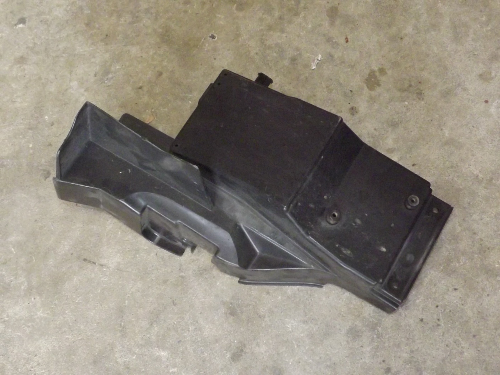 つむ 09-12 KAWASAKI NINJA ZX6R ZX 6R REAR SUBFRAME BACK SUB FRAME