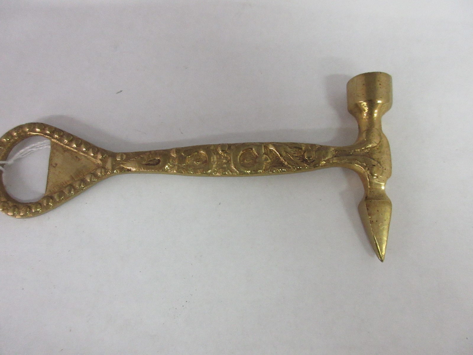 VINTAGE BRASS HAMMER BOTTLE OPENER BEAUTIFUL COLLECTIBLE M VINTAGE BRASS HAMMER BOTTLE OPENER BEAUTIFUL COLLECTIBLE M