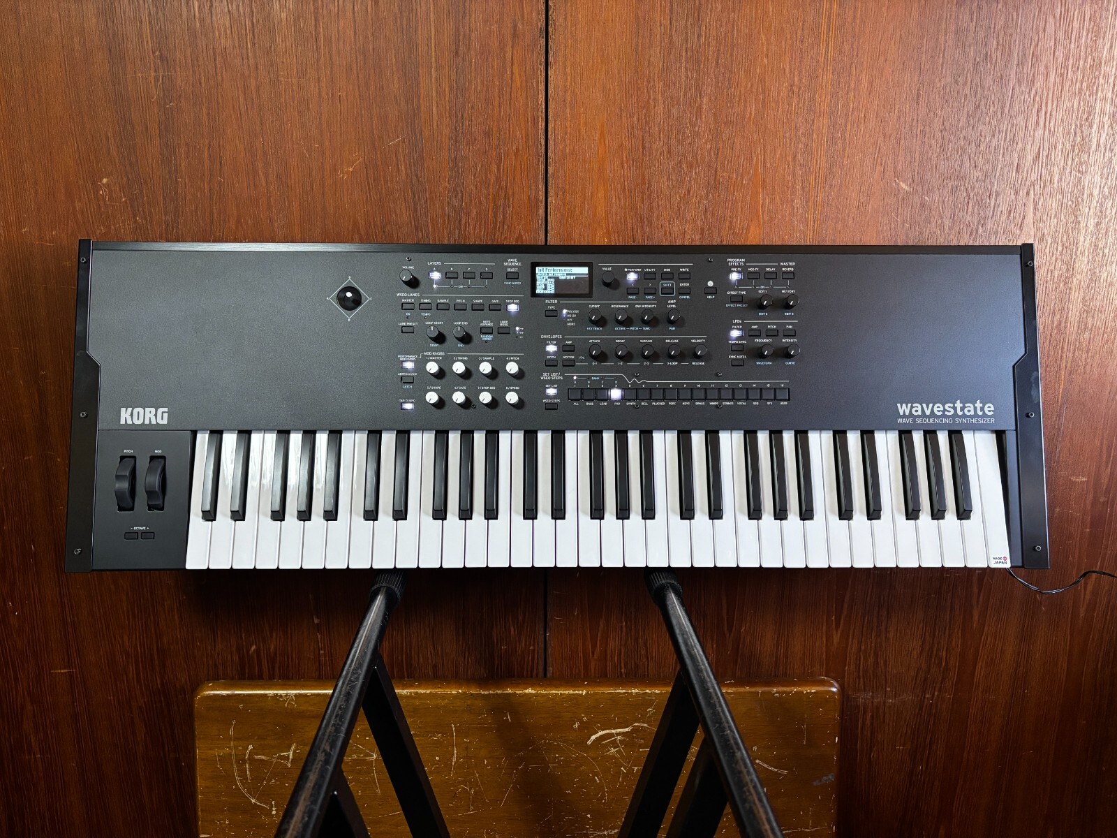 KORG WAVESTATE SE シンセサイザー Korg Wavestate SE 61-Key Wave Sequencing Synthesizer w/ case
