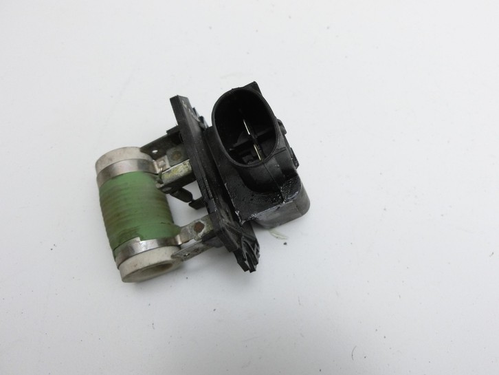 Hyundai Tucson TL 15-18 Widerstand Gebläse Lüfter Hyundai Tucson TL 15-18 30.03.2017 gebraucht Vorschau 3