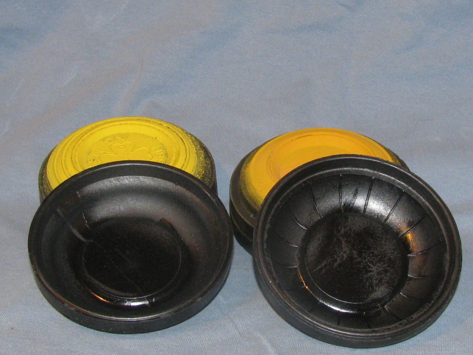 SIX 1960's Clay pigeons ~ 3 - HERTER'S & 3 - WHITE  FLYER ~ MADE IN USA