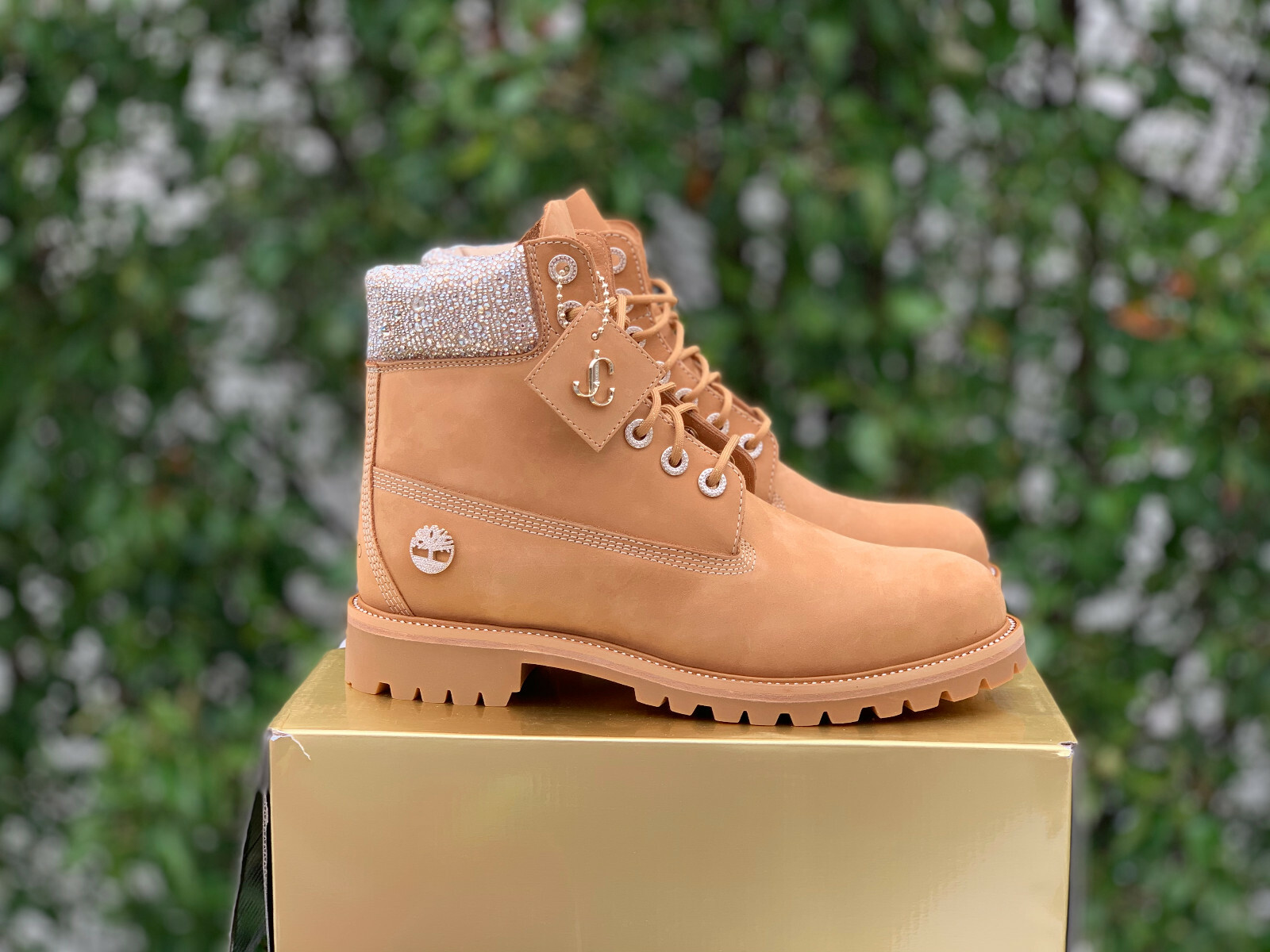 Timberland x Jimmy Choo x Swarovski Crystals Supreme Kith Timberland x Jimmy Choo x Swarovski Crystals Supreme Kith