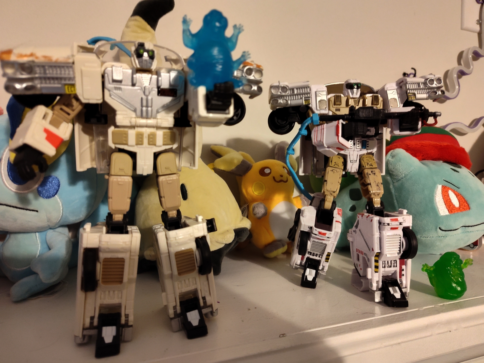 Transformers X Ghostbusters Afterlife: ECTOTRON (ECTO-1) | eBay Transformers X Ghostbusters Afterlife: ECTOTRON (ECTO-1) | eBay