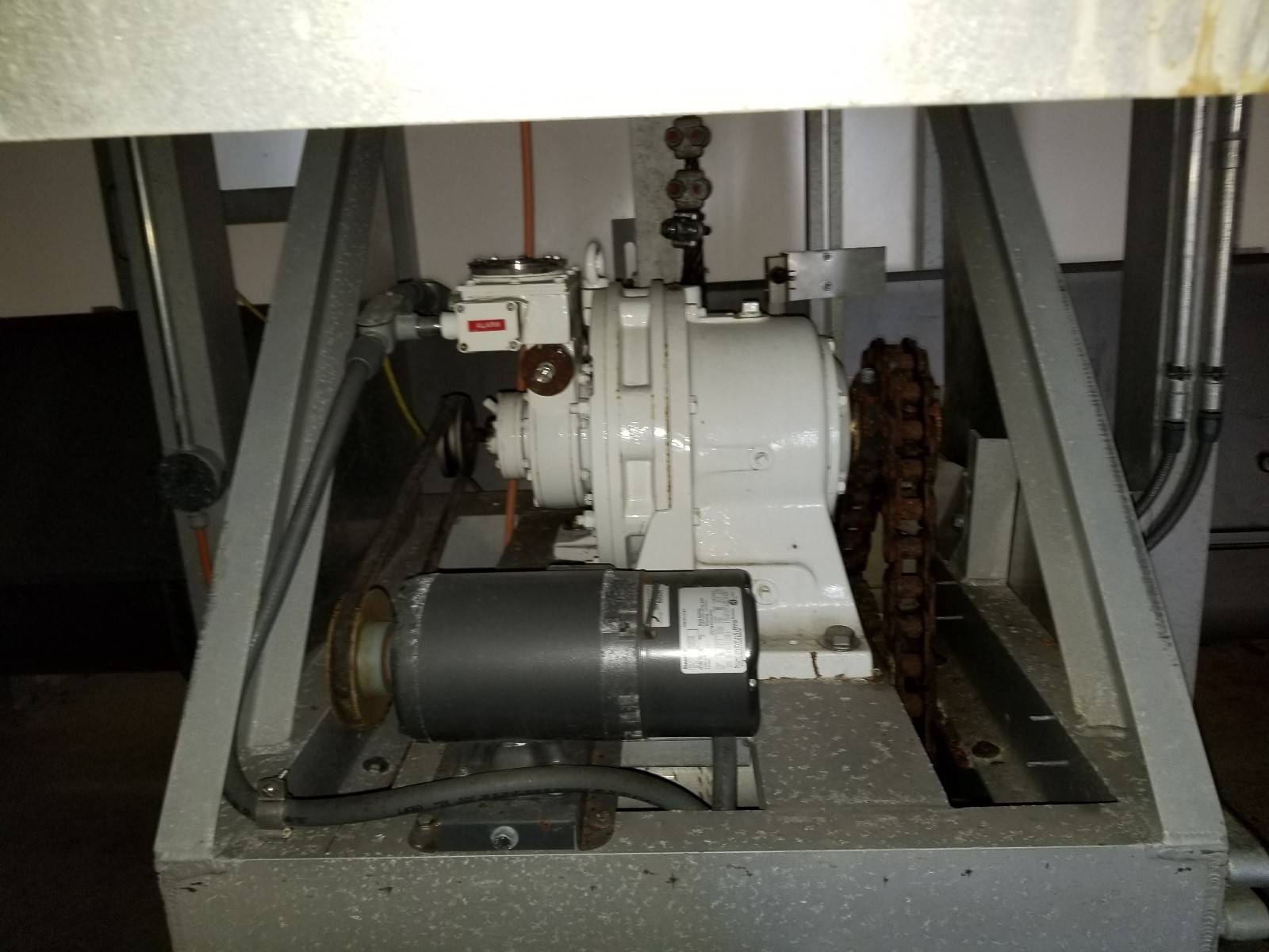 Morris Ice Master Rake Bin mrb-3512-13