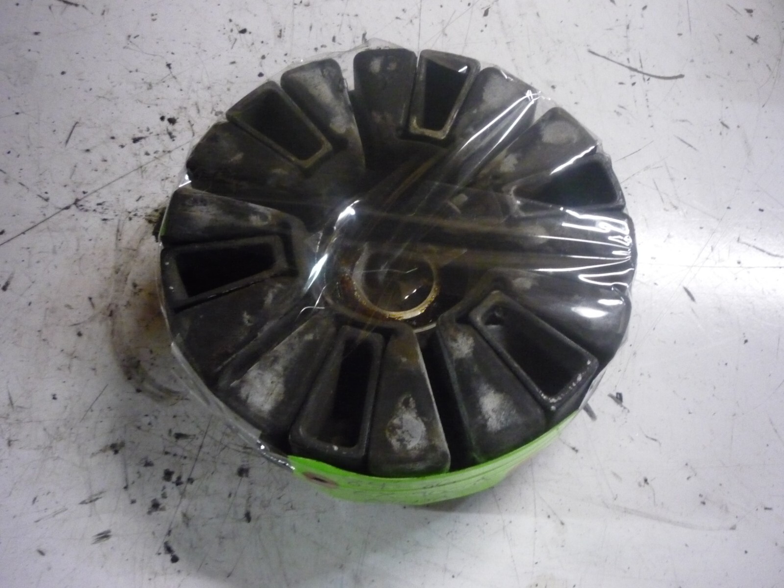 KAWASAKI 84 85 86 ZX900A NINJA SPROCKET CARRIER REAR WHEEL